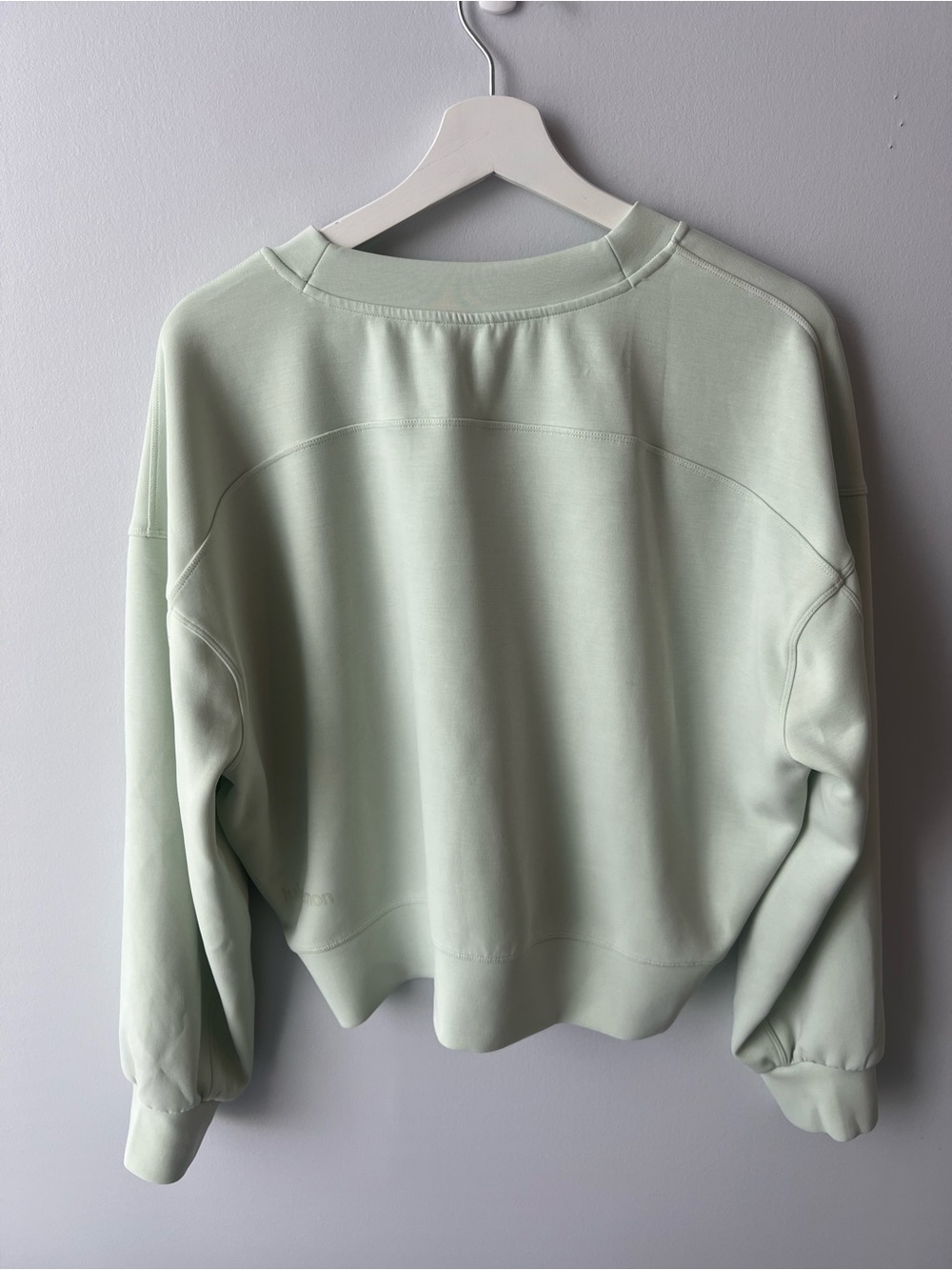 Lululemon Softstreme Perfectly Oversized Cropped Crew Kohlrabi Green Sweatshirt - Picture 4 of 9